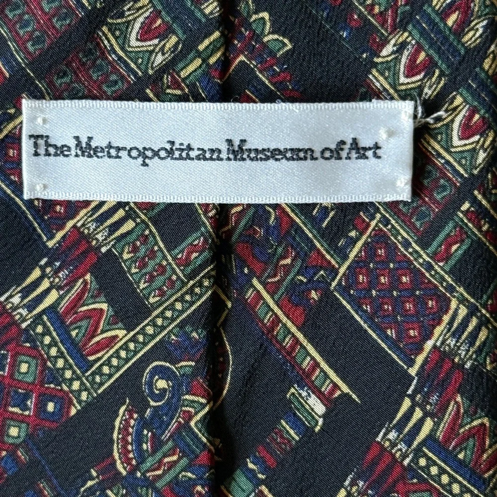 Metropolitan Museum‎ of Art Mens Silk Tie Geometric Tapestry Red Green Black USA
